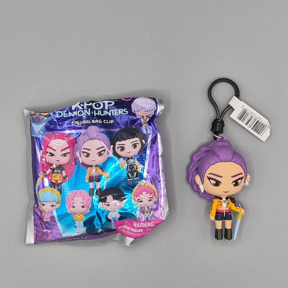 Monogram K-Pop Demon Hunters Series 1 Rumi Figural Bag Clip 3D Keychain 32815